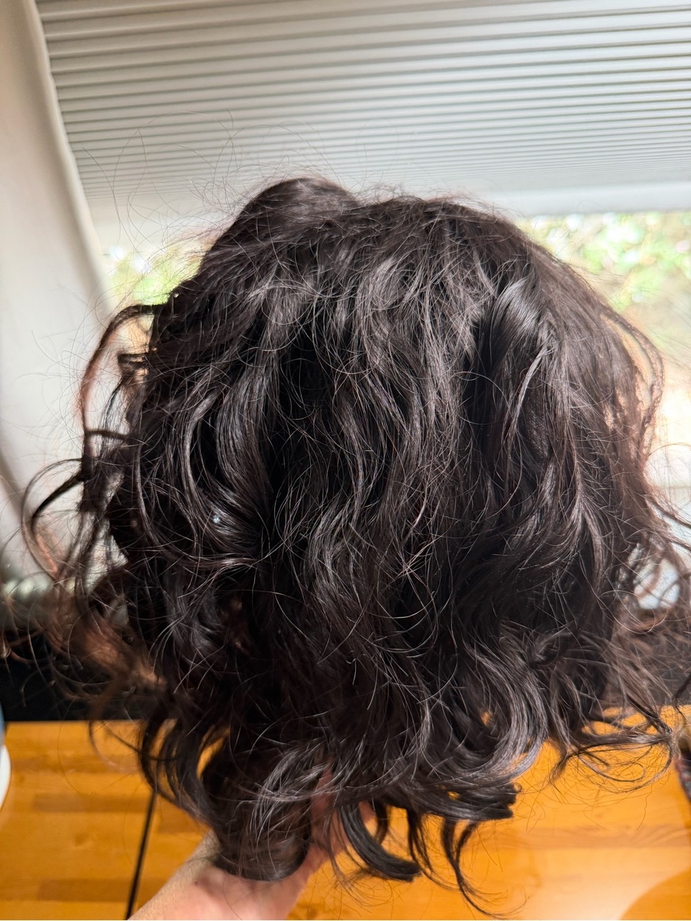 Dark Brown Wavy Short Wig - Picture 3 of 4